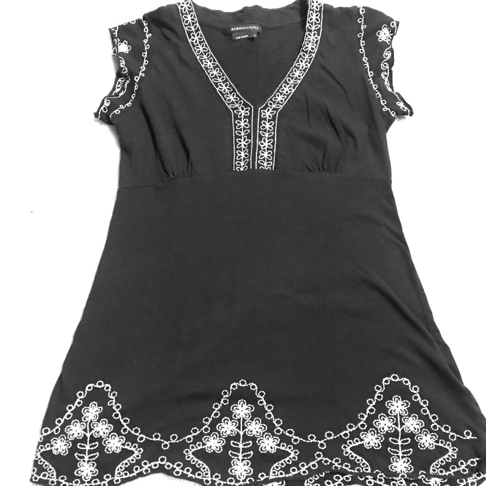 Gorgeous BCBG top